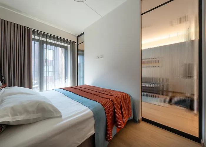 Beachfront Kalaranna Near The Old Town