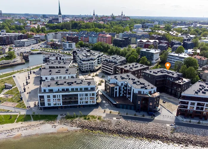 Apartment Beachfront Kalaranna Near The Old Town *