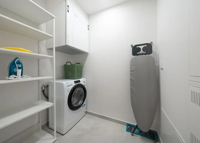 Beachfront Kalaranna Near The Old Town タリン